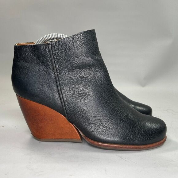 Kork-Ease Natalya Ankle Booties Women's Size 7 Black Leather Wedge Ankle Boots - Picture 1 of 13